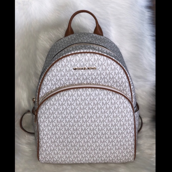 Michael Kors Handbags - Michael Kors Abbey Vanilla